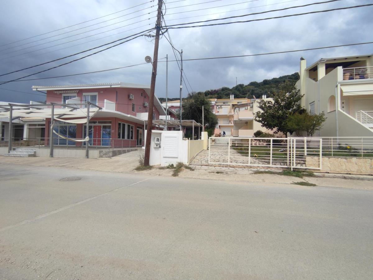 Seaside House Holiday home Vrachos